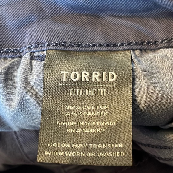 NWT Torrid Boyfriend Straight Stretch Jeans- blue “feel the fit” Sz Torrid Sz 26 - Picture 12 of 13